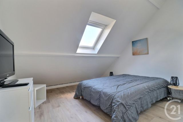 Appartement T4 à vendre - 4 pièces - 60.0 m2 - LE POULIGUEN - 44 - PAYS-DE-LOIRE - Century 21 Dréano Immobilier