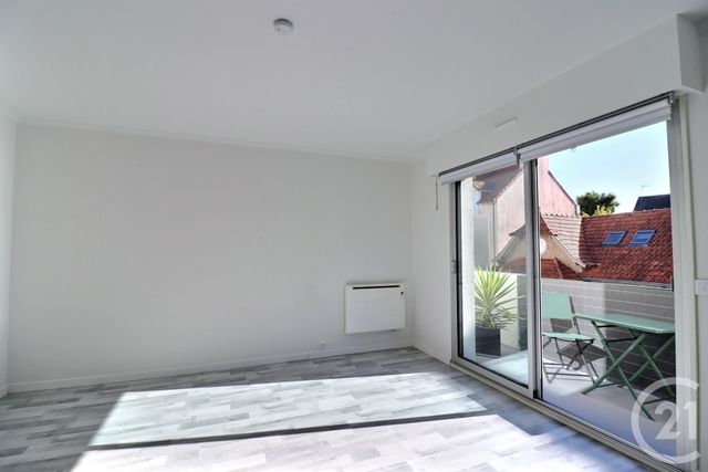 Appartement à vendre - 3 pièces - 53.0 m2 - LA BAULE - 44 - PAYS-DE-LOIRE - Century 21 Dréano Immobilier