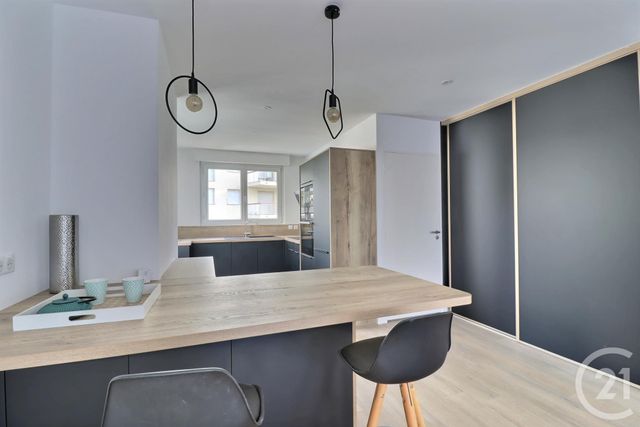 Afficher la photo en grand maison à vendre - 6 pièces - 170.0 m2 - LE POULIGUEN - 44 - PAYS-DE-LOIRE - Century 21 Dréano Immobilier