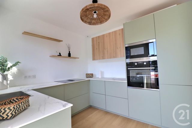 Appartement T4 à vendre - 4 pièces - 85.5 m2 - LA BAULE - 44 - PAYS-DE-LOIRE - Century 21 Dréano Immobilier