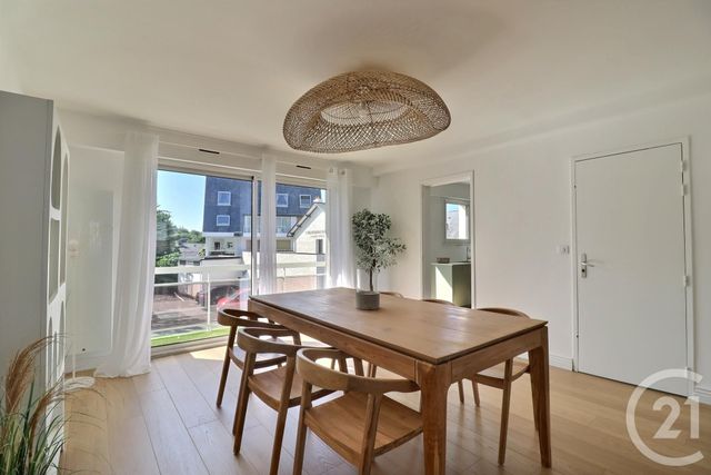Appartement T4 à vendre - 4 pièces - 85.5 m2 - LA BAULE - 44 - PAYS-DE-LOIRE - Century 21 Dréano Immobilier