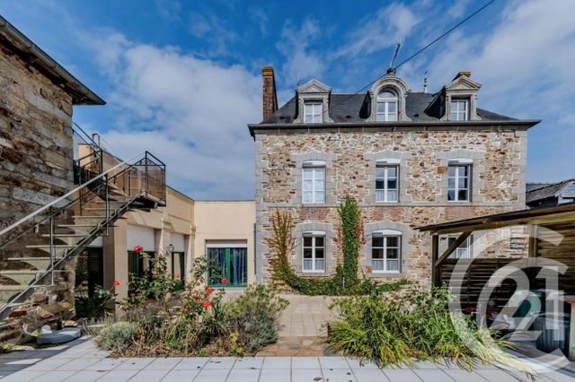 maison à vendre - 12 pièces - 374.51 m2 - VITRE - 35 - BRETAGNE - Century 21 Dréano Immobilier