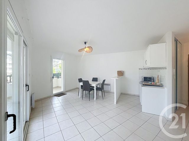 Appartement F2 à louer - 2 pièces - 36.74 m2 - LA BAULE - 44 - PAYS-DE-LOIRE - Century 21 Dréano Immobilier