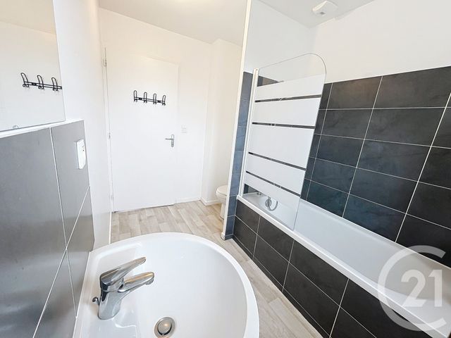 maison à louer - 4 pièces - 78.2 m2 - LA BAULE - 44 - PAYS-DE-LOIRE - Century 21 Dréano Immobilier