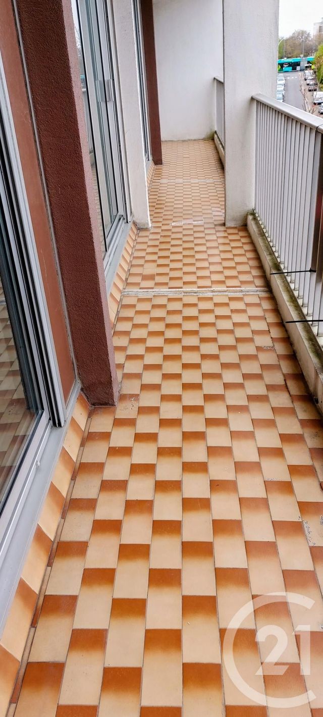 Appartement F3 à vendre - 3 pièces - 73.06 m2 - ST NAZAIRE - 44 - PAYS-DE-LOIRE - Century 21 Dréano Immobilier