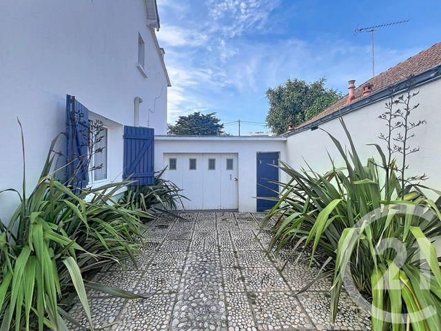 Appartement F3 à louer - 3 pièces - 58.12 m2 - LA BAULE - 44 - PAYS-DE-LOIRE - Century 21 Dréano Immobilier
