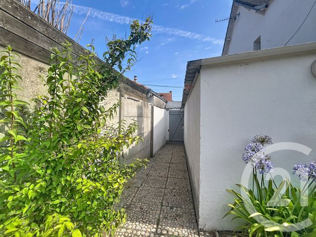 Appartement F3 à louer - 3 pièces - 58.12 m2 - LA BAULE - 44 - PAYS-DE-LOIRE - Century 21 Dréano Immobilier
