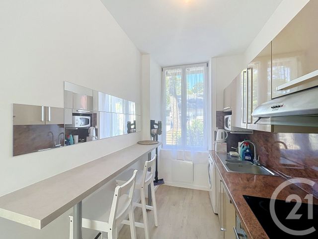 Appartement F3 à louer - 3 pièces - 45.54 m2 - LA BAULE - 44 - PAYS-DE-LOIRE - Century 21 Dréano Immobilier