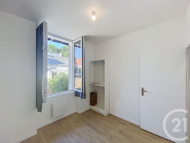 Appartement F3 à louer - 3 pièces - 45.54 m2 - LA BAULE - 44 - PAYS-DE-LOIRE - Century 21 Dréano Immobilier