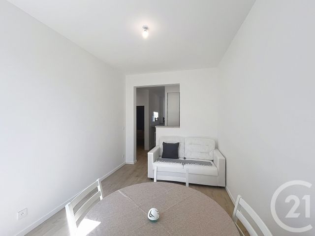 Appartement F3 à louer - 3 pièces - 45.54 m2 - LA BAULE - 44 - PAYS-DE-LOIRE - Century 21 Dréano Immobilier