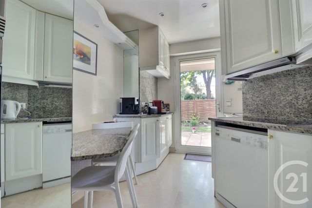 Afficher la photo en grand Appartement T3 à vendre - 3 pièces - 115.0 m2 - LA BAULE - 44 - PAYS-DE-LOIRE - Century 21 Dréano Immobilier