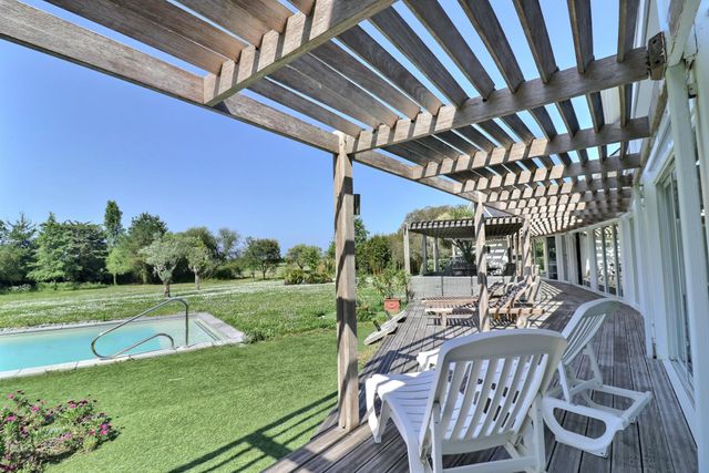 Afficher la photo en grand maison à vendre - 6 pièces - 260.0 m2 - GUERANDE - 44 - PAYS-DE-LOIRE - Century 21 Dréano Immobilier