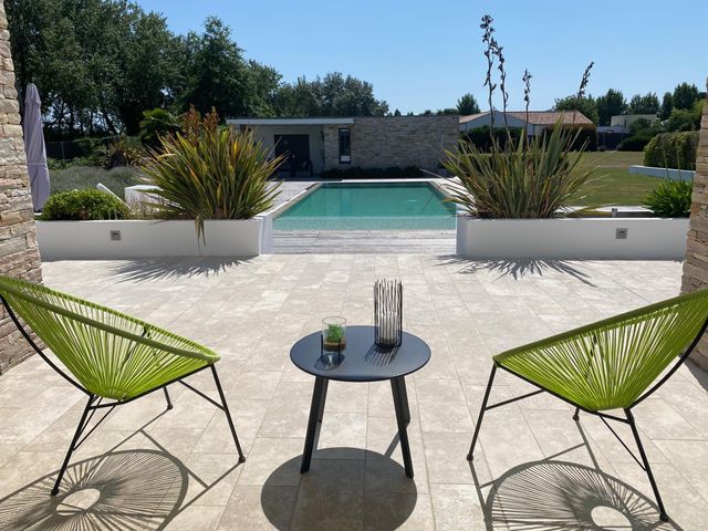 Afficher la photo en grand maison à vendre - 10 pièces - 380.0 m2 - ST HILAIRE DE RIEZ - 85 - PAYS-DE-LOIRE - Century 21 Dréano Immobilier