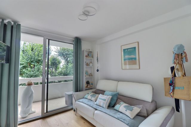 Appartement T4 à vendre - 4 pièces - 82.27 m2 - LA BAULE - 44 - PAYS-DE-LOIRE - Century 21 Dréano Immobilier