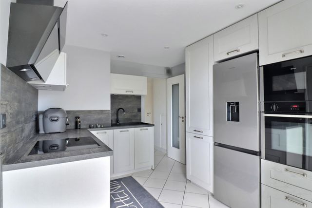 Appartement T4 à vendre - 4 pièces - 82.27 m2 - LA BAULE - 44 - PAYS-DE-LOIRE - Century 21 Dréano Immobilier