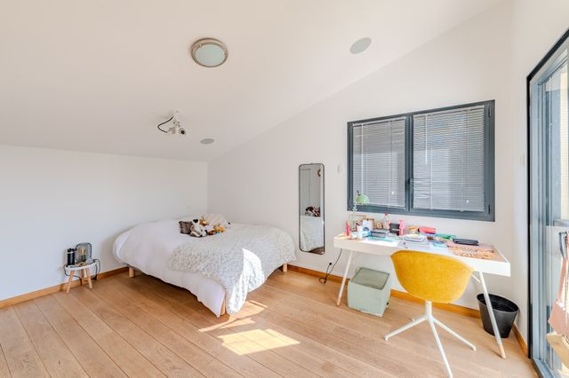 Afficher la photo en grand maison à vendre - 8 pièces - 287.0 m2 - RENNES - 35 - BRETAGNE - Century 21 Dréano Immobilier