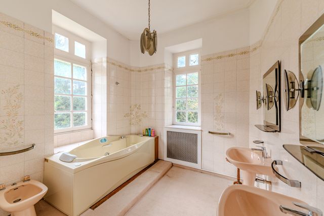 maison à vendre - 10 pièces - 420.0 m2 - STE LUCE SUR LOIRE - 44 - PAYS-DE-LOIRE - Century 21 Dréano Immobilier
