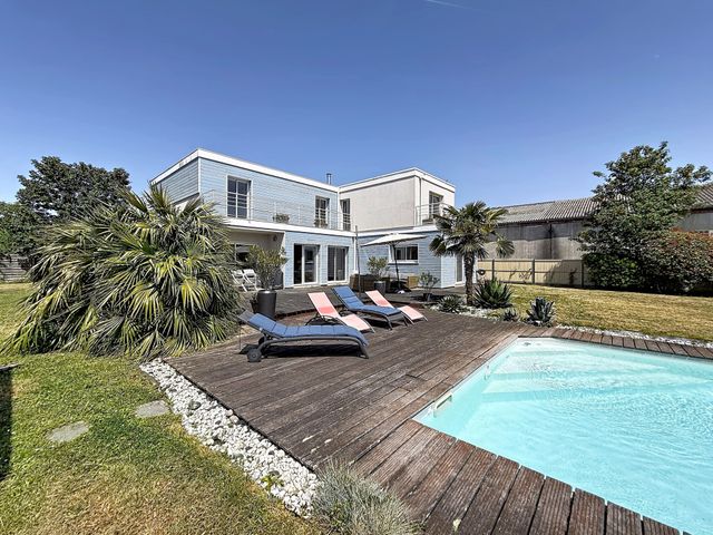 maison à vendre - 7 pièces - 202.36 m2 - LA BAULE - 44 - PAYS-DE-LOIRE - Century 21 Dréano Immobilier