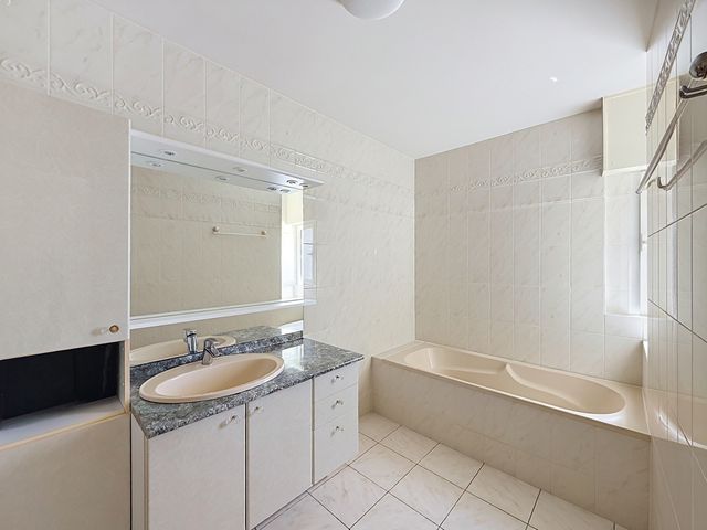 Appartement T4 à vendre - 4 pièces - 84.63 m2 - LA BAULE - 44 - PAYS-DE-LOIRE - Century 21 Dréano Immobilier