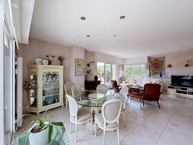 Appartement T4 à vendre - 4 pièces - 84.63 m2 - LA BAULE - 44 - PAYS-DE-LOIRE - Century 21 Dréano Immobilier