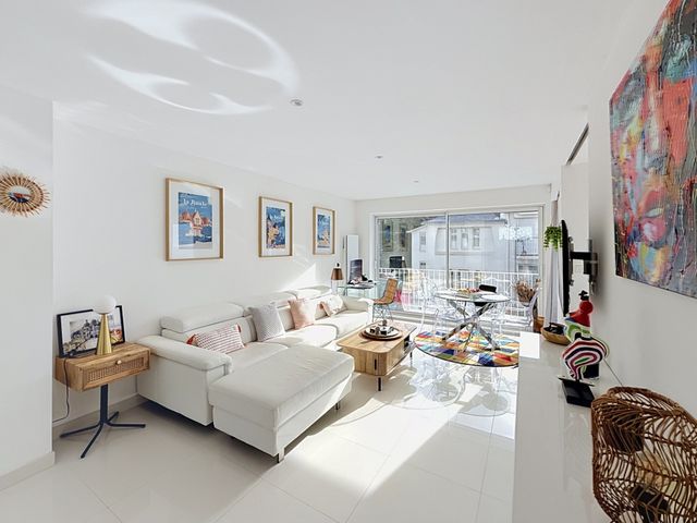 Appartement T3 à vendre - 3 pièces - 58.0 m2 - LA BAULE - 44 - PAYS-DE-LOIRE - Century 21 Dréano Immobilier