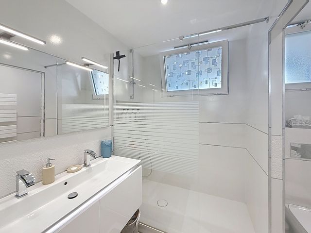 Appartement T3 à vendre - 3 pièces - 58.0 m2 - LA BAULE - 44 - PAYS-DE-LOIRE - Century 21 Dréano Immobilier
