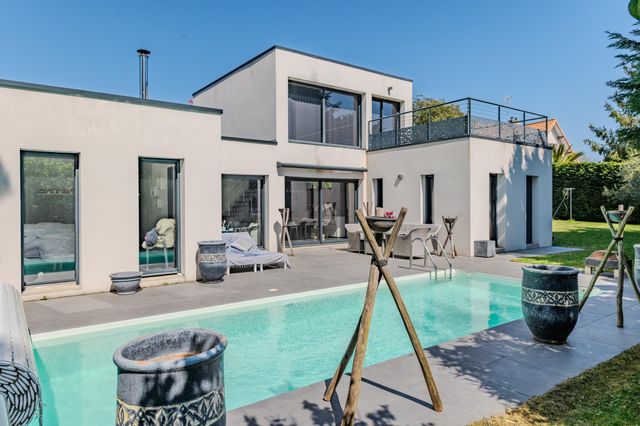 Afficher la photo en grand maison à vendre - 5 pièces - 136.46 m2 - LA BAULE - 44 - PAYS-DE-LOIRE - Century 21 Dréano Immobilier